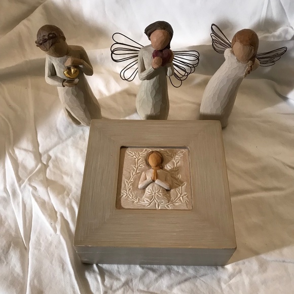 Box and 3 figurines - Picture 1 of 8